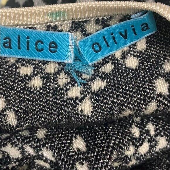 ALICE & OLIVIA SWEATER‎ FIT & DRESS - Picture 6 of 7